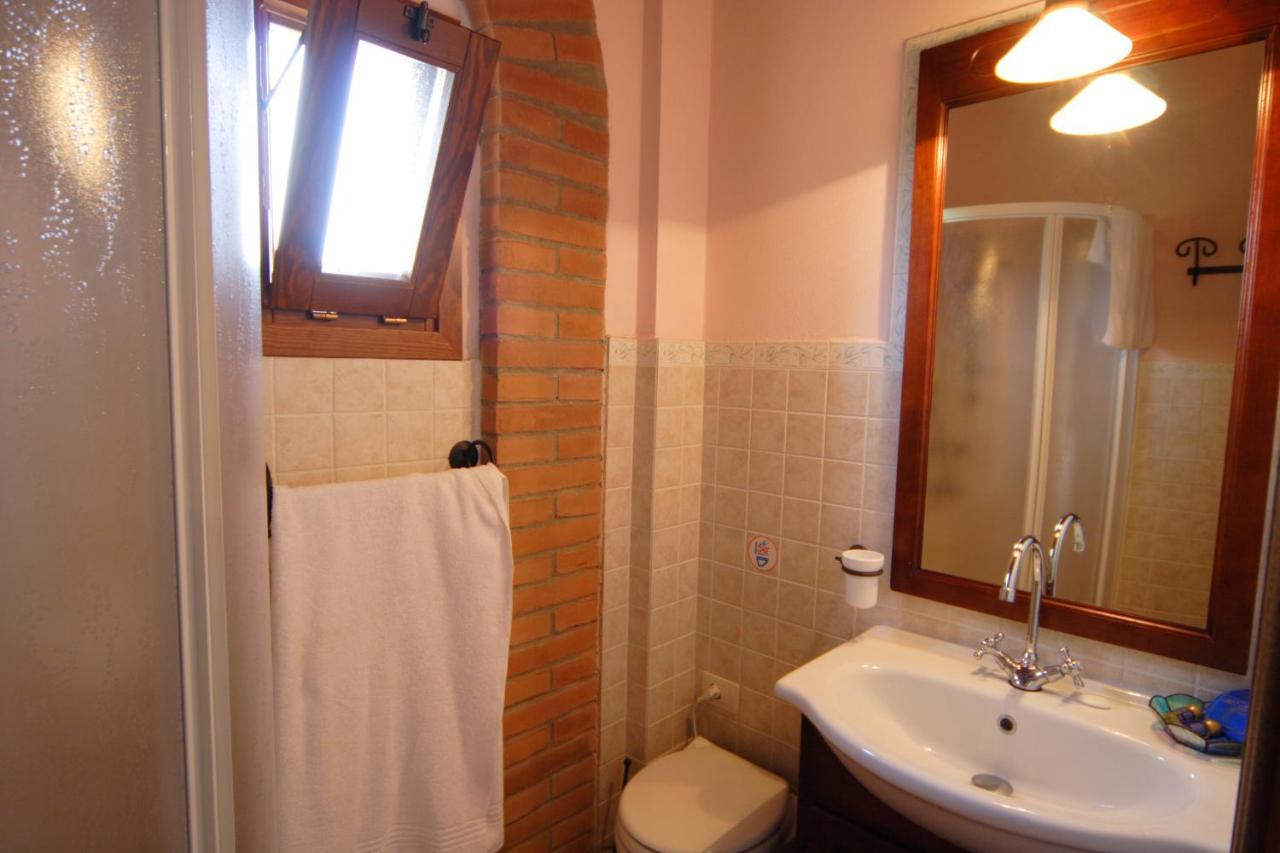Agriturismo Il Poggetto San Gimignano Bagian luar foto