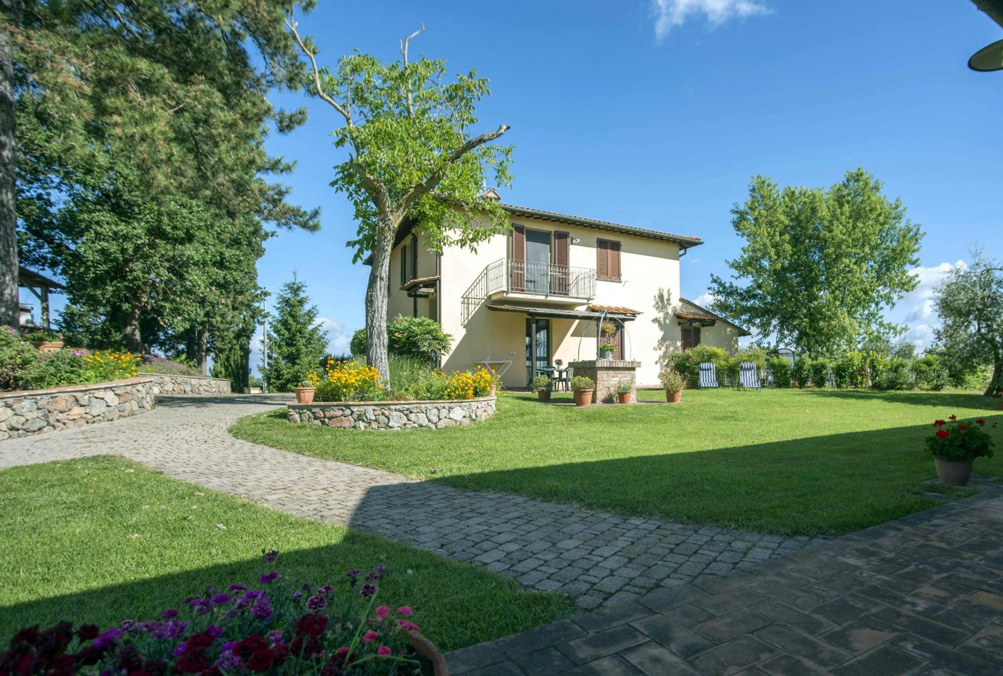 Agriturismo Il Poggetto San Gimignano Bagian luar foto